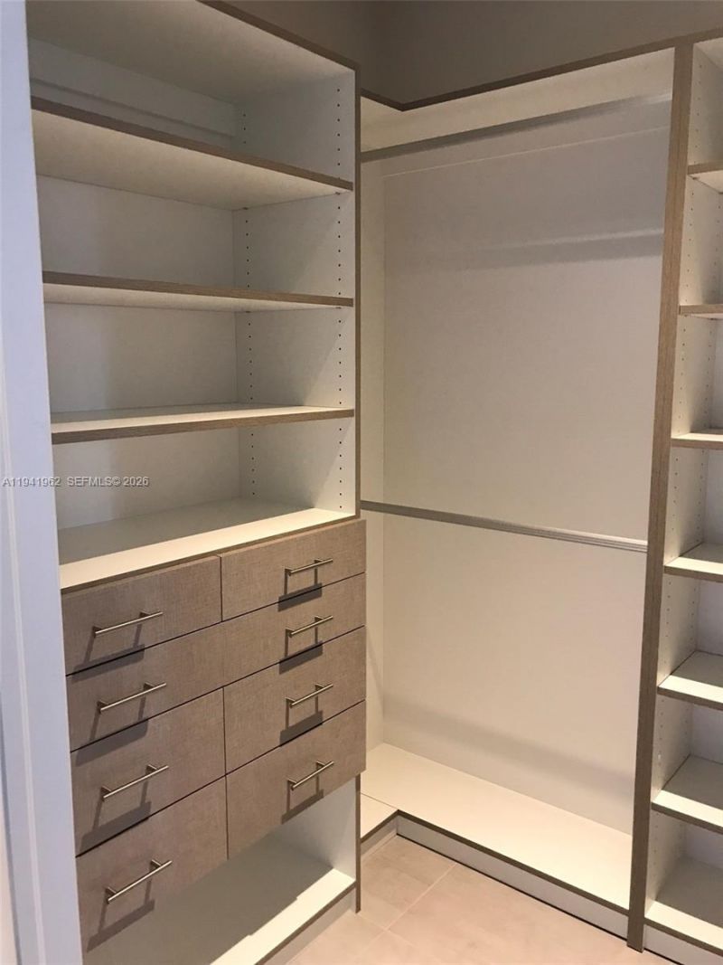 1010 SW 2nd Ave, Unit 506, Miami, FL 33130 Photo