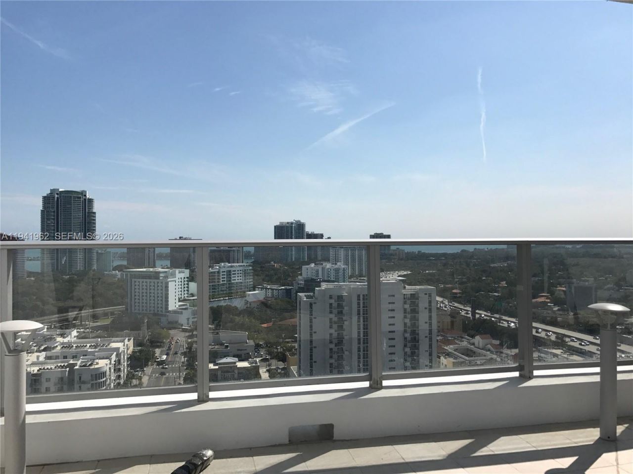 1010 SW 2nd Ave, Unit 506, Miami, FL 33130 Photo