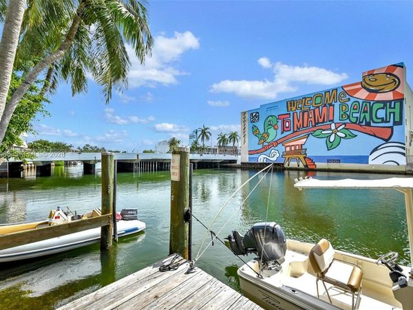 4035 N Meridian Ave, Unit 302, Miami Beach, FL 33140