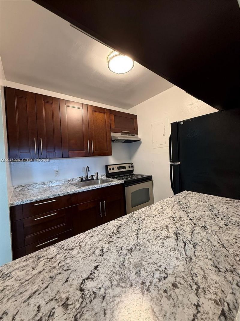 2915 Plunkett St , Unit 12A, Hollywood, FL 33020 Photo