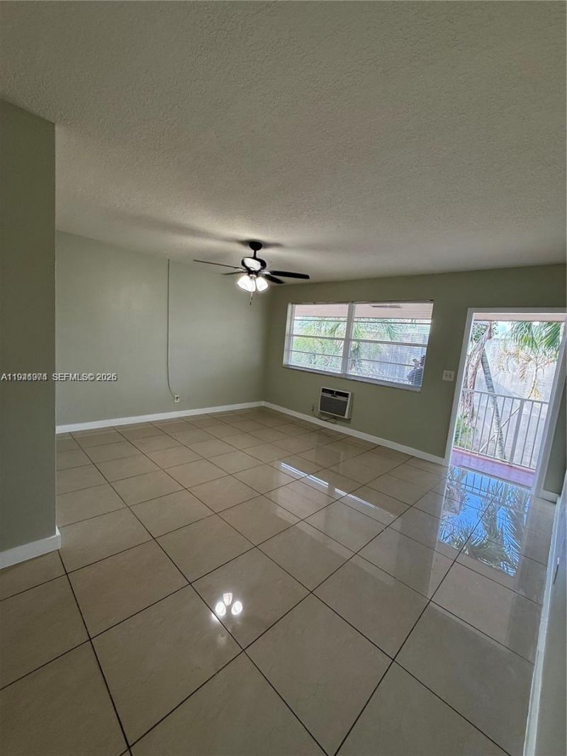 2915 Plunkett St , Unit 12A, Hollywood, FL 33020 Photo