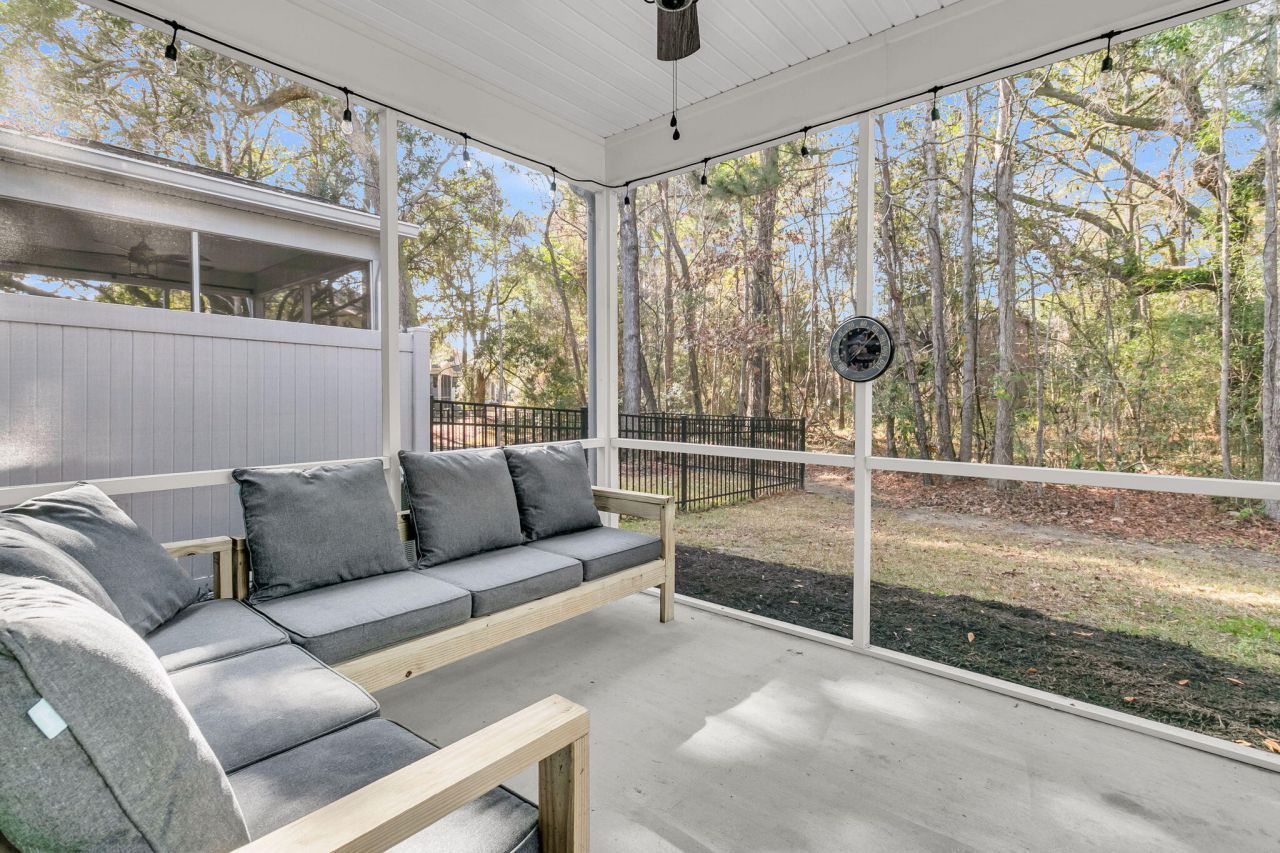 1026 Bennington Drive Photo 20