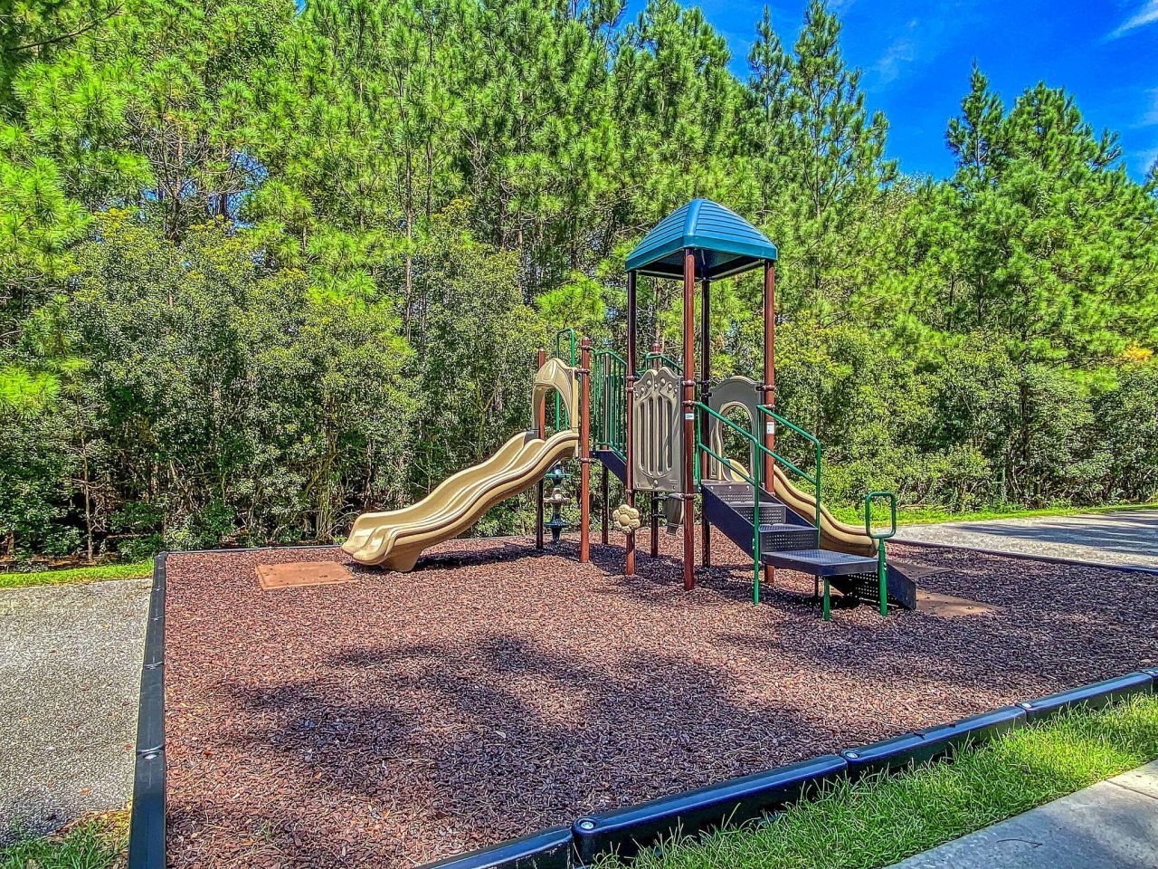 1026 Bennington Drive Photo 35