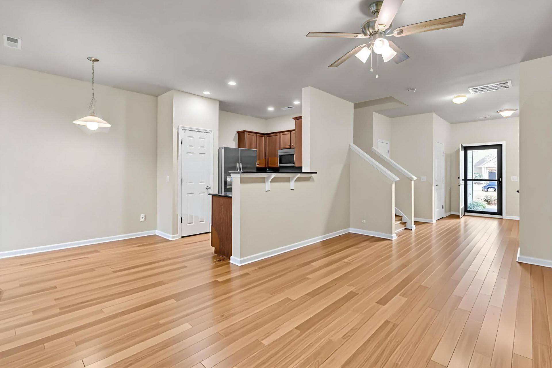 1026 Bennington Drive Photo 6