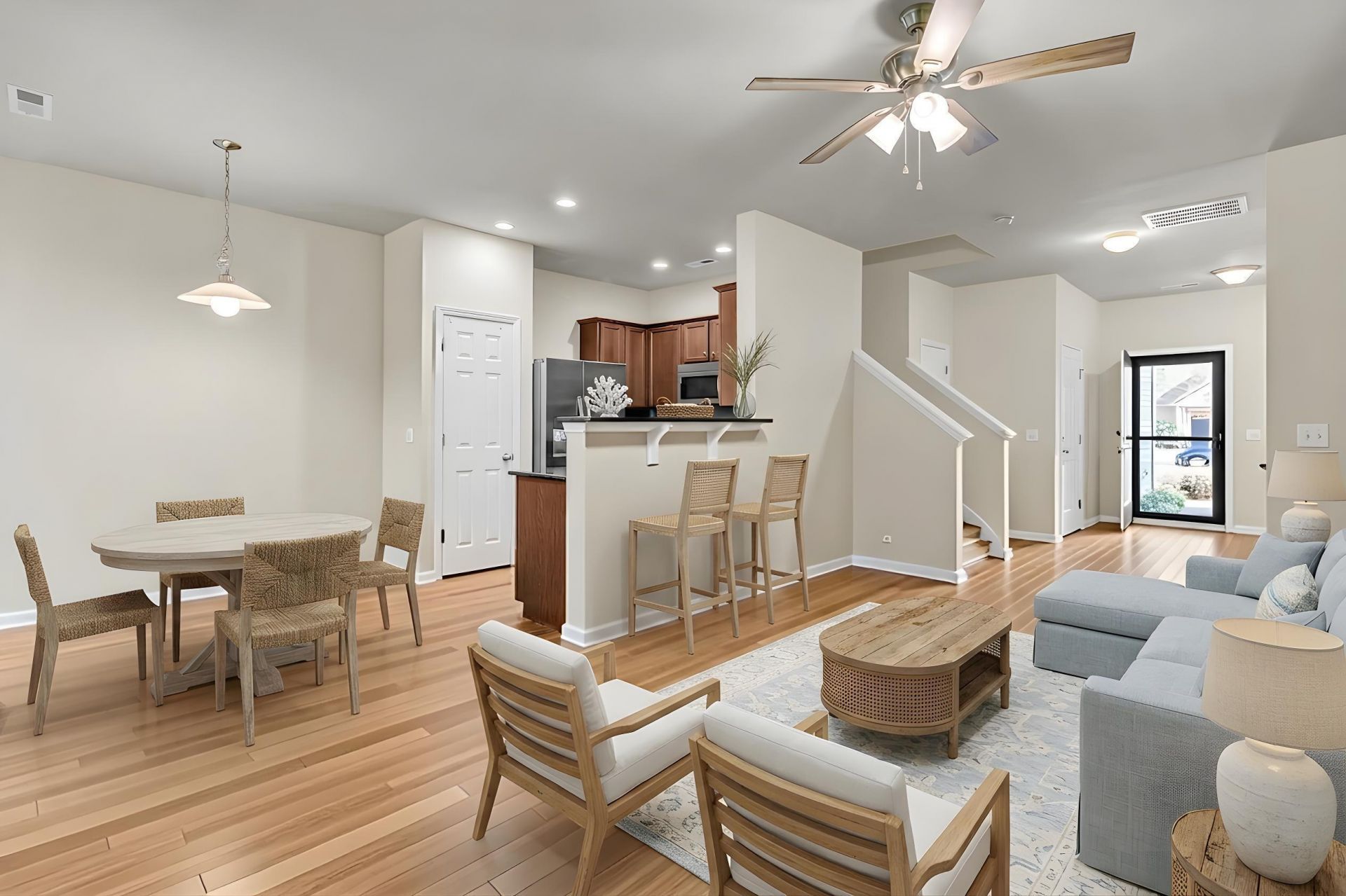 1026 Bennington Drive Photo 7