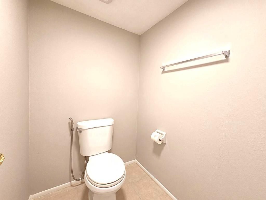 1524 SE Royal Green Circle, Unit Q-202, Port Saint Lucie, FL 34952 Photo