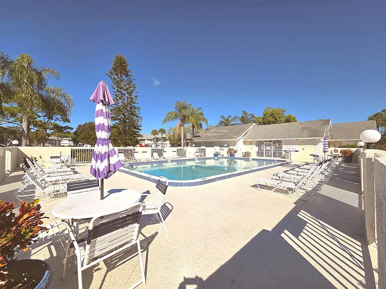 1524 SE Royal Green Circle, Unit Q-202, Port Saint Lucie, FL 34952 Photo