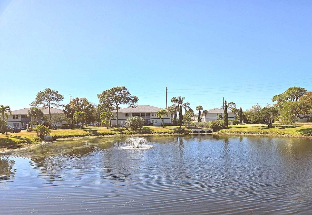 1524 SE Royal Green Circle, Unit Q-202, Port Saint Lucie, FL 34952 Photo