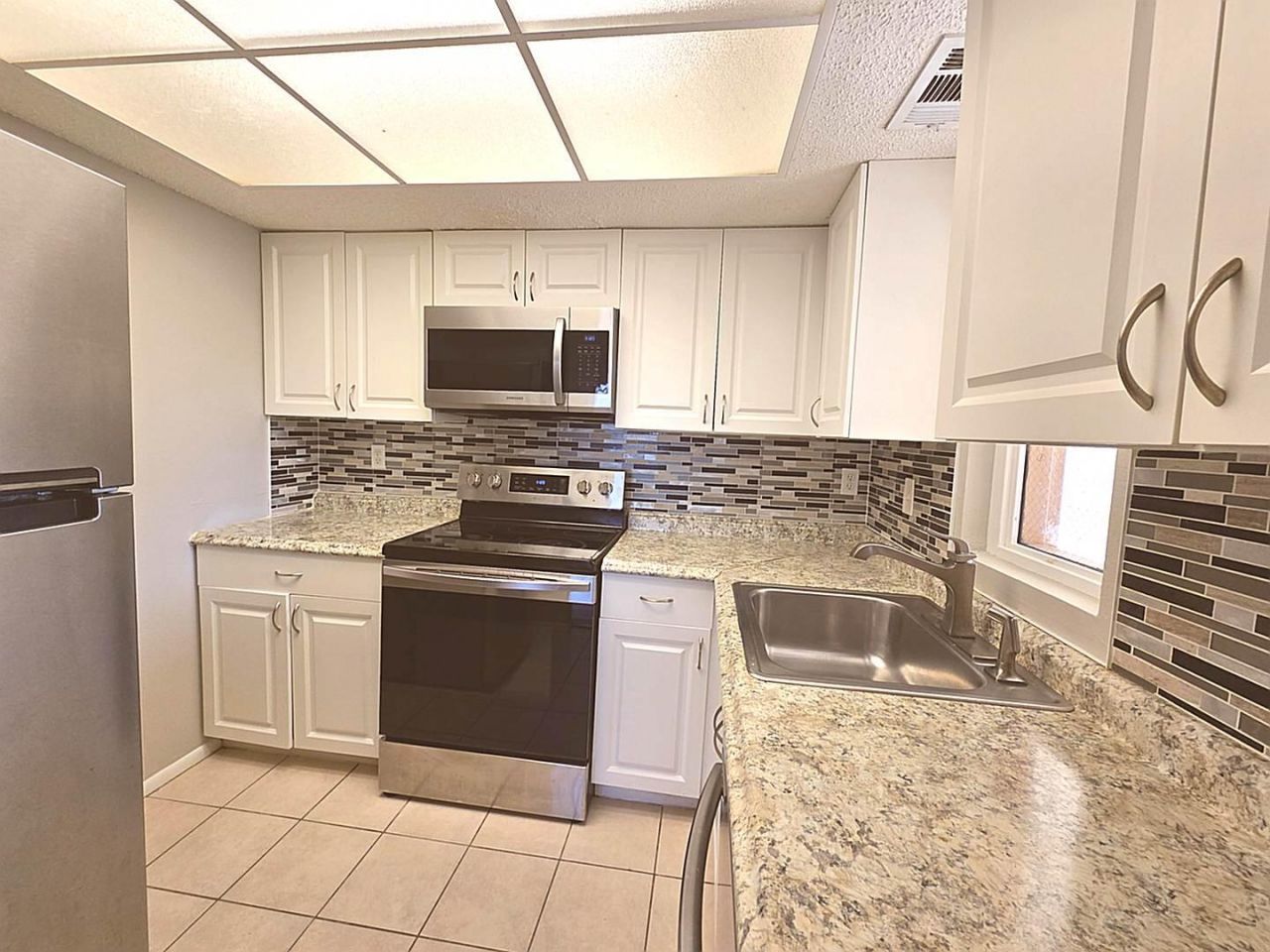 1524 SE Royal Green Circle, Unit Q-202, Port Saint Lucie, FL 34952 Photo