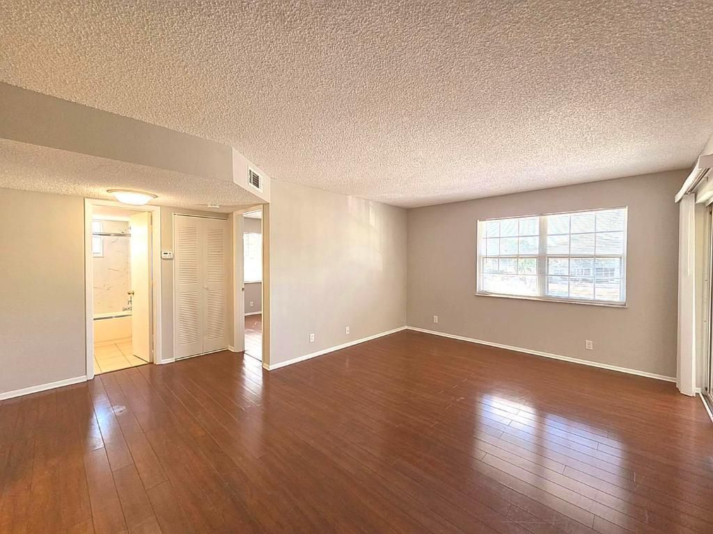 1524 SE Royal Green Circle, Unit Q-202, Port Saint Lucie, FL 34952 Photo