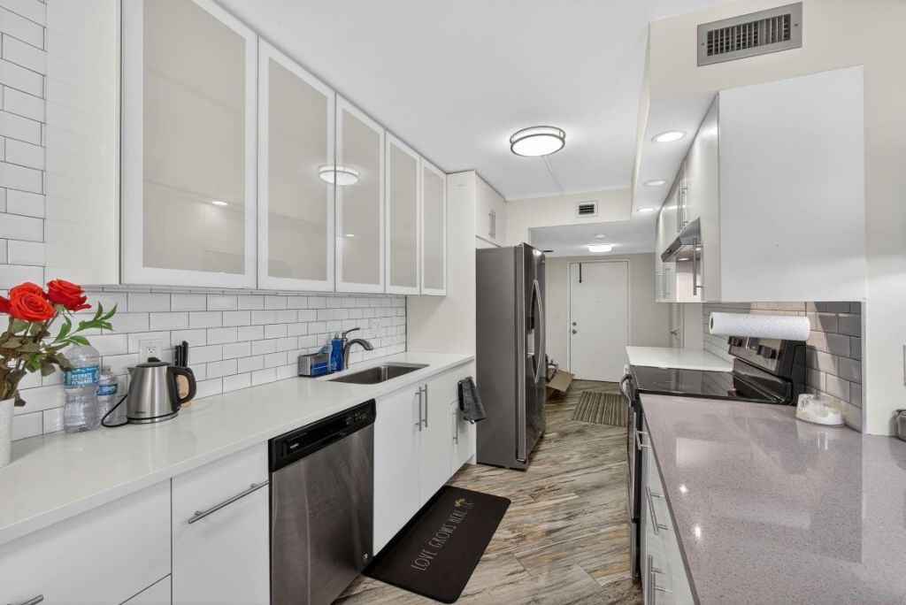 4770 Fountains Drive, Unit 104, Lake Worth, FL 33467 Photo