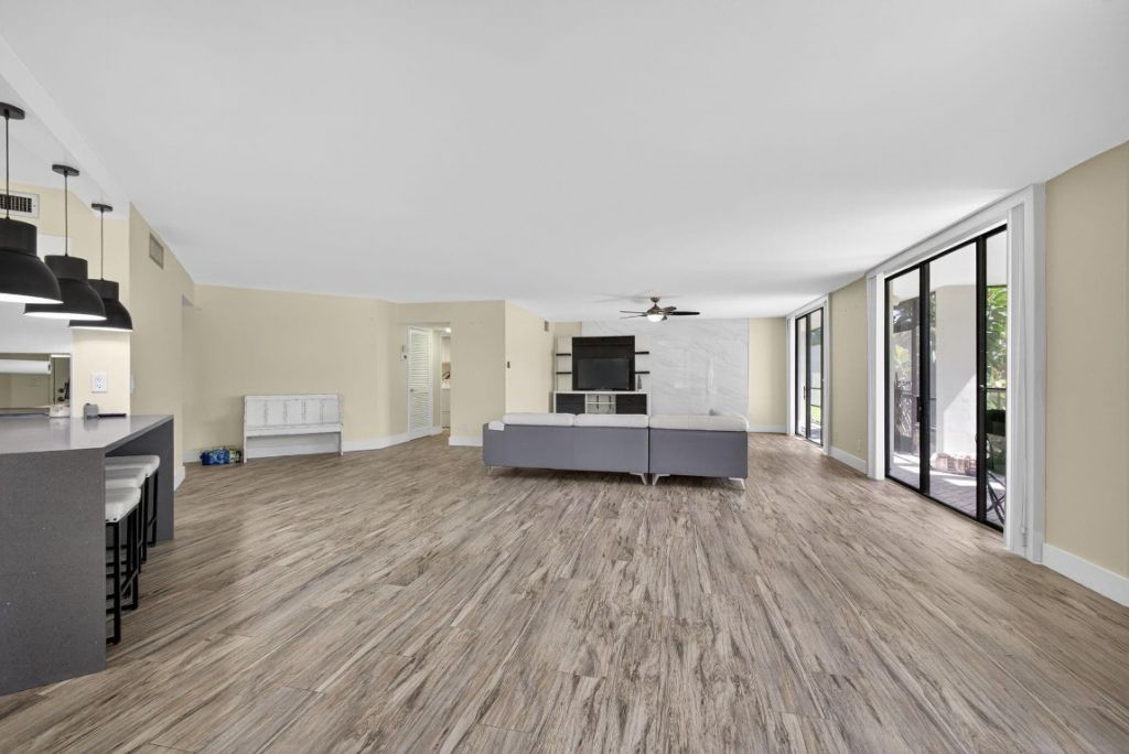 4770 Fountains Drive, Unit 104, Lake Worth, FL 33467 Photo