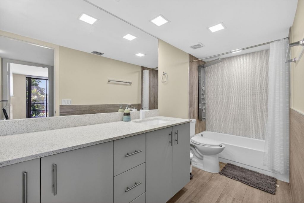 4770 Fountains Drive, Unit 104, Lake Worth, FL 33467 Photo