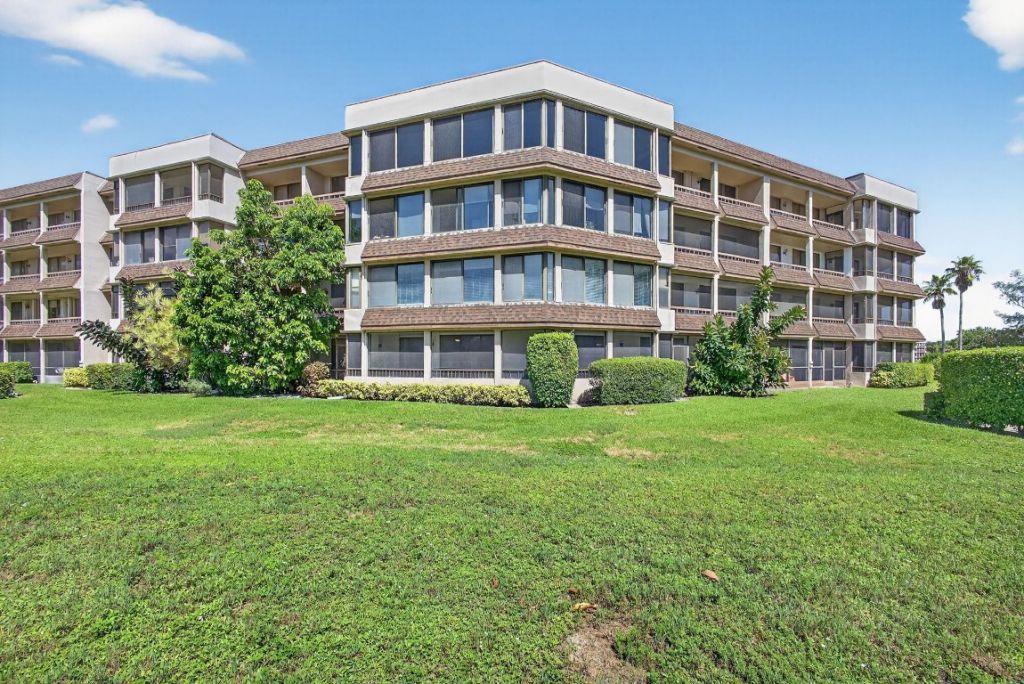 4770 Fountains Drive, Unit 104, Lake Worth, FL 33467 Photo