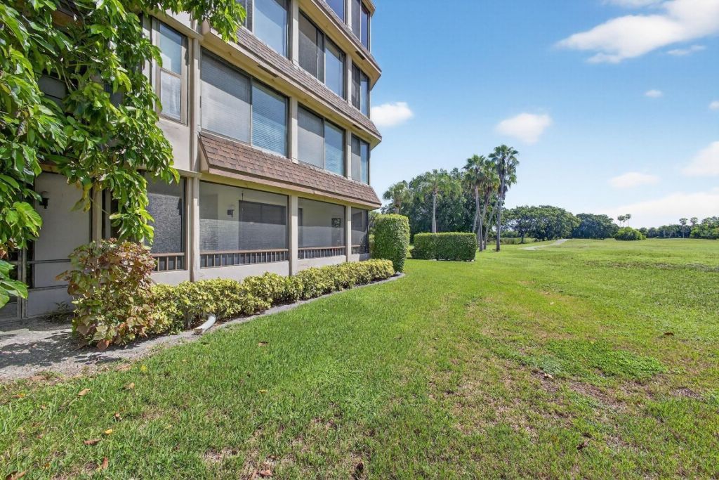 4770 Fountains Drive, Unit 104, Lake Worth, FL 33467 Photo