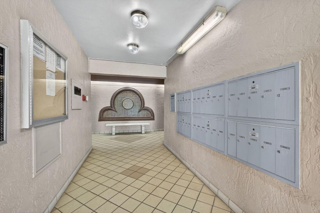 4770 Fountains Drive, Unit 104, Lake Worth, FL 33467 Photo