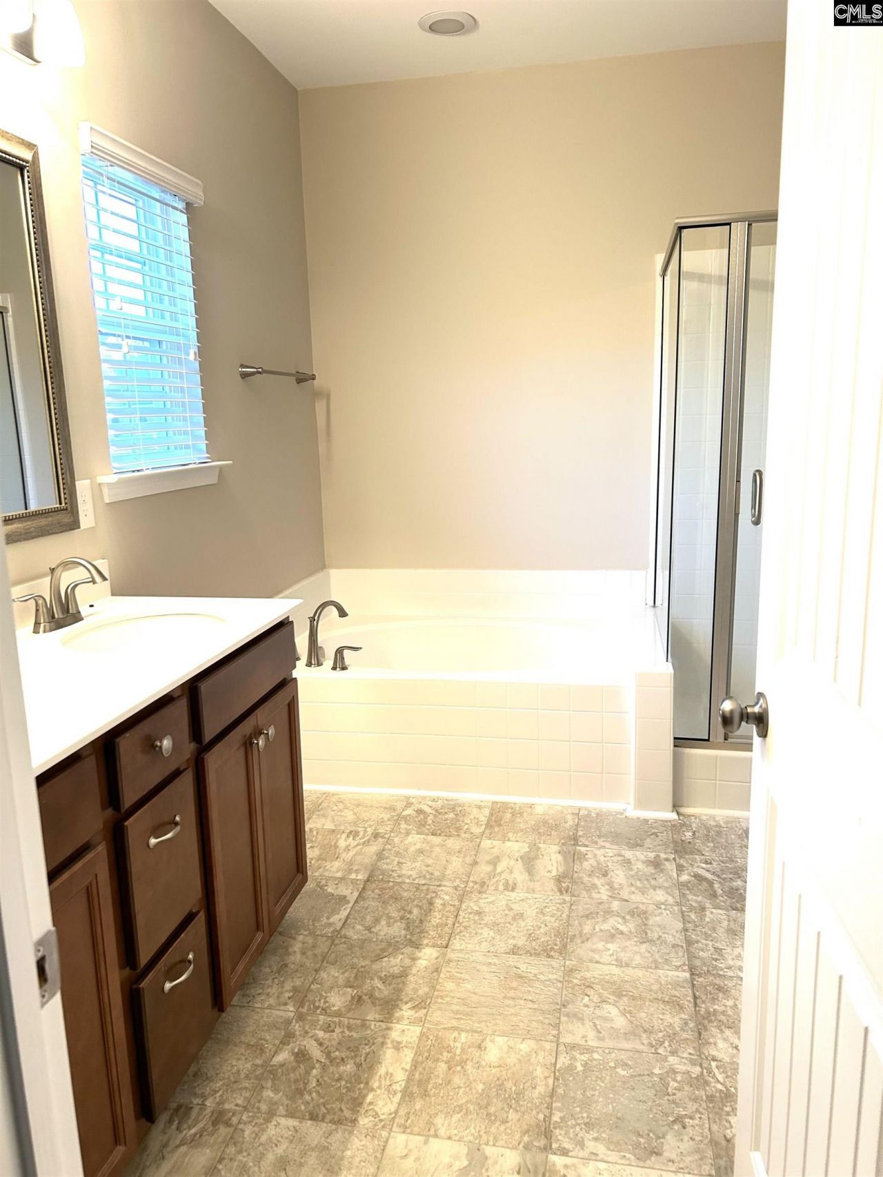 149 Madison Park Drive Photo 12