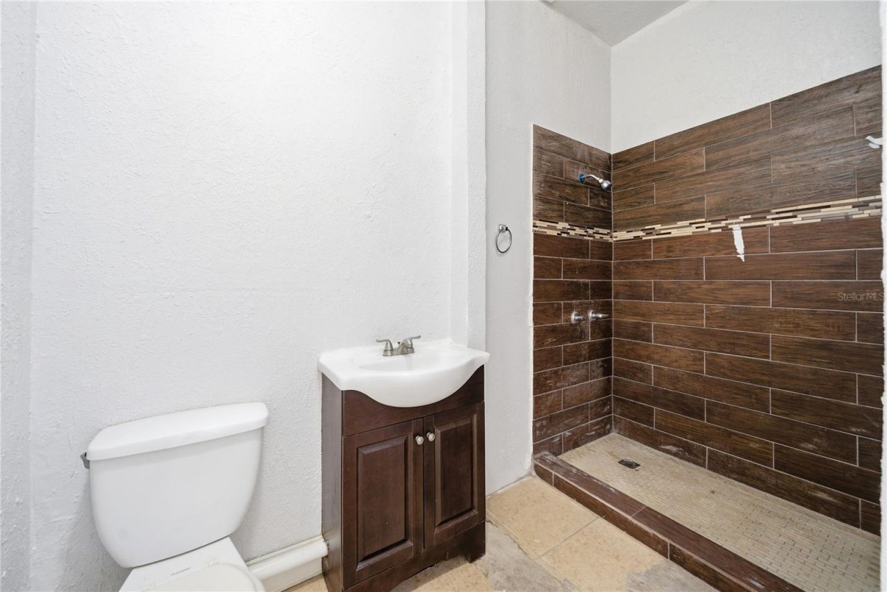 4988 Clarcona Ocoee Road, Orlando, FL 32810 Photo