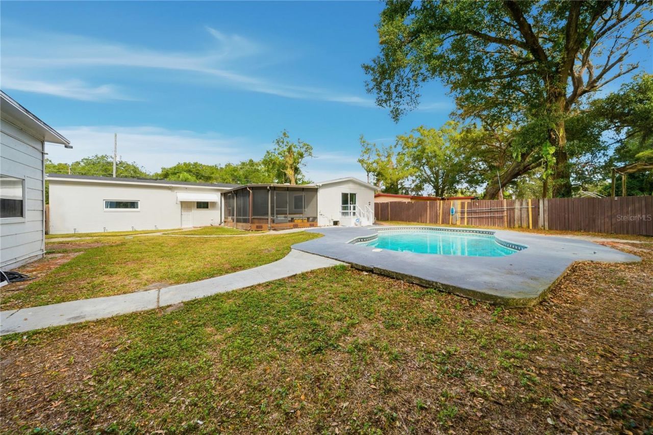 4988 Clarcona Ocoee Road, Orlando, FL 32810 Photo