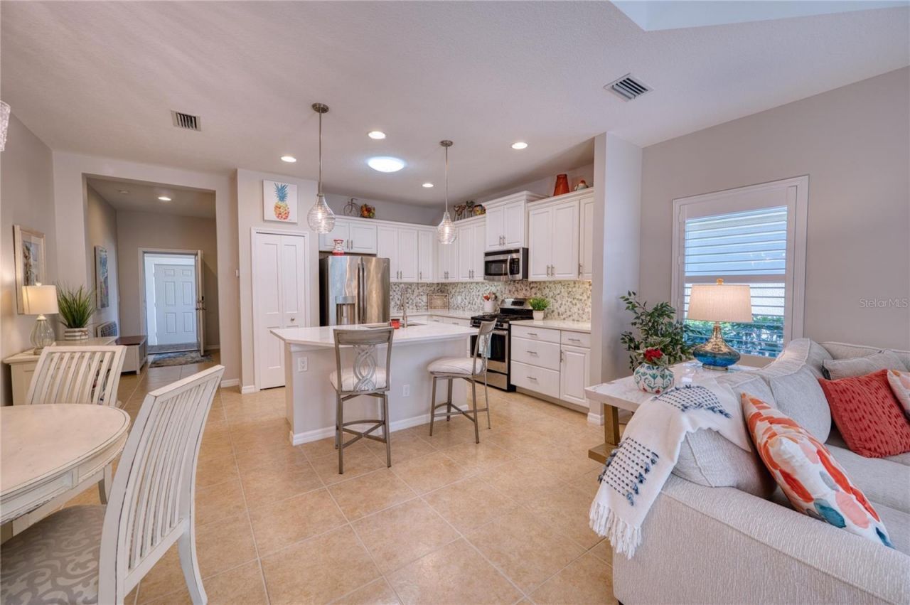 4882 Maymont Park Circle, Bradenton, FL 34203 Photo