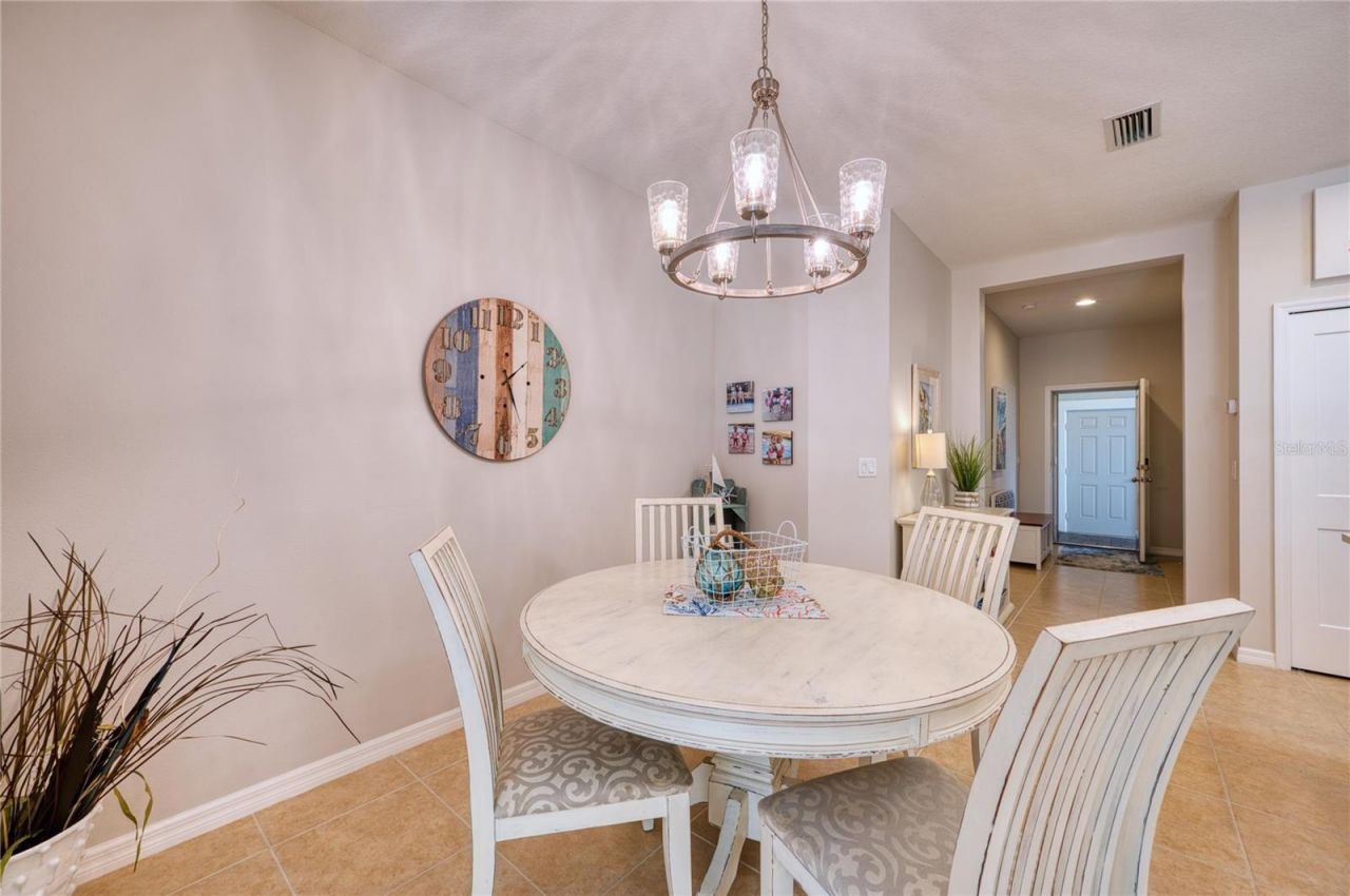 4882 Maymont Park Circle, Bradenton, FL 34203 Photo