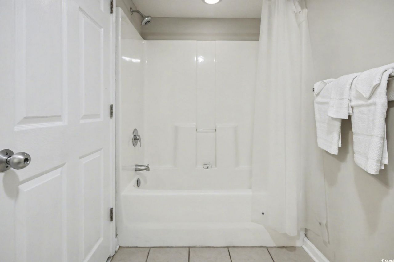 2151 Bridge View Ct. Photo 7