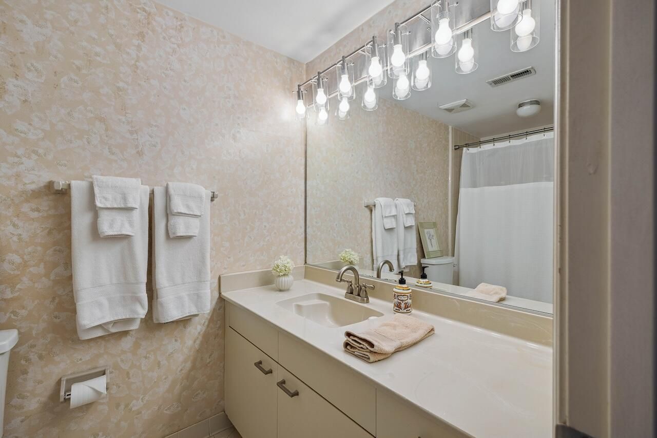 1551 Ben Sawyer Boulevard Photo 44