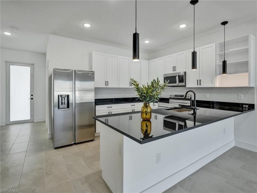 918 Eisenhower Blvd, Lehigh Acres, FL 33974 Photo