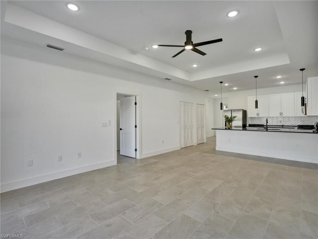 918 Eisenhower Blvd, Lehigh Acres, FL 33974 Photo