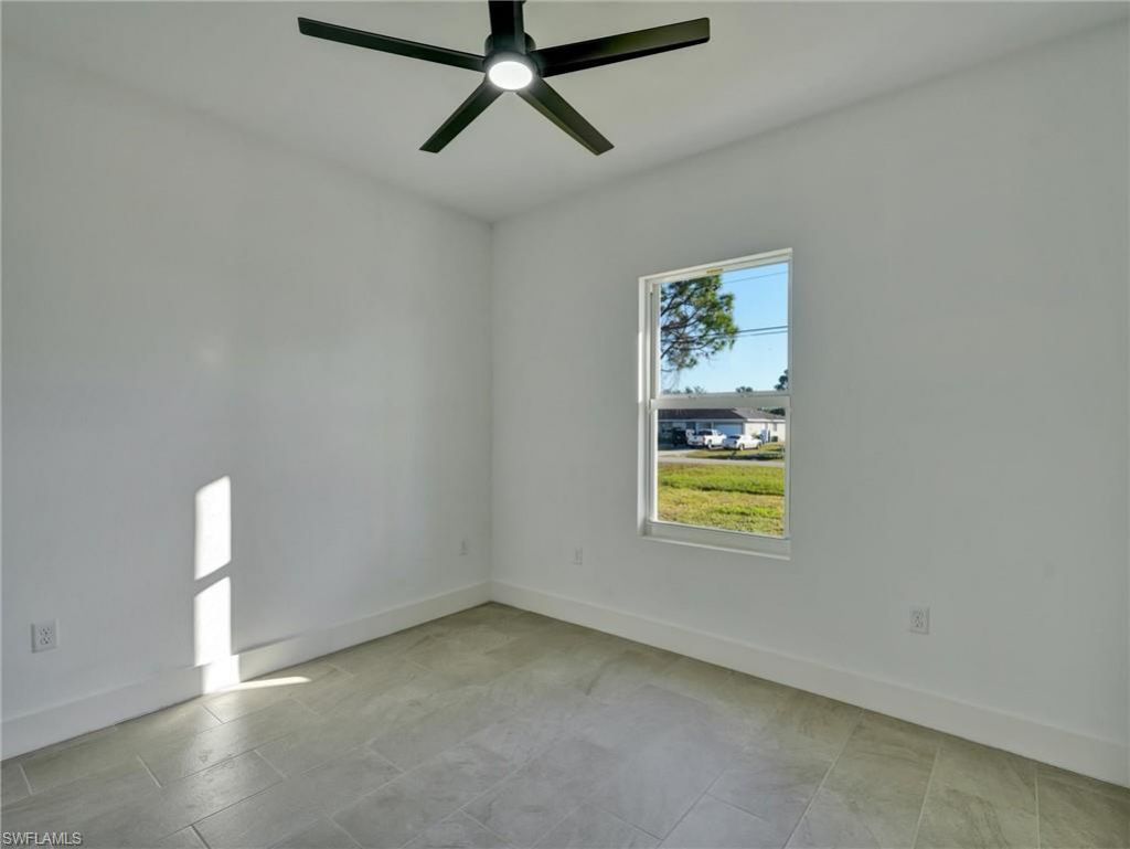 918 Eisenhower Blvd, Lehigh Acres, FL 33974 Photo