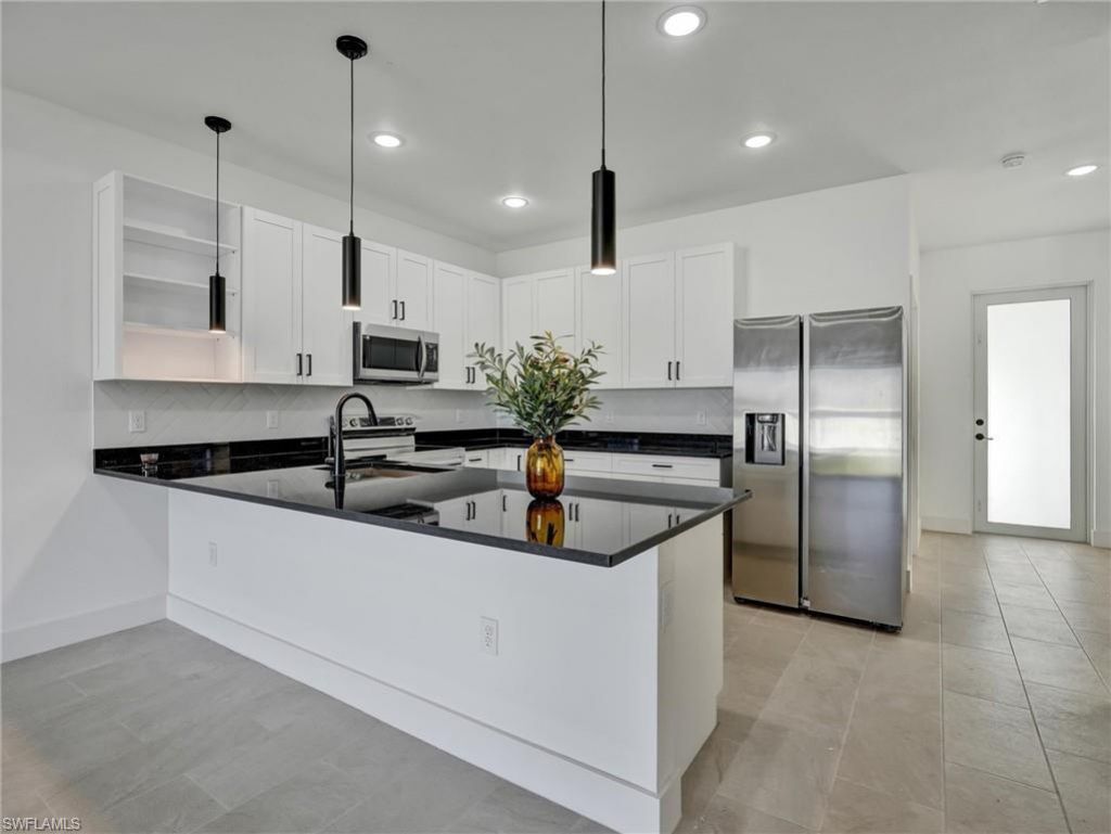 918 Eisenhower Blvd, Lehigh Acres, FL 33974 Photo