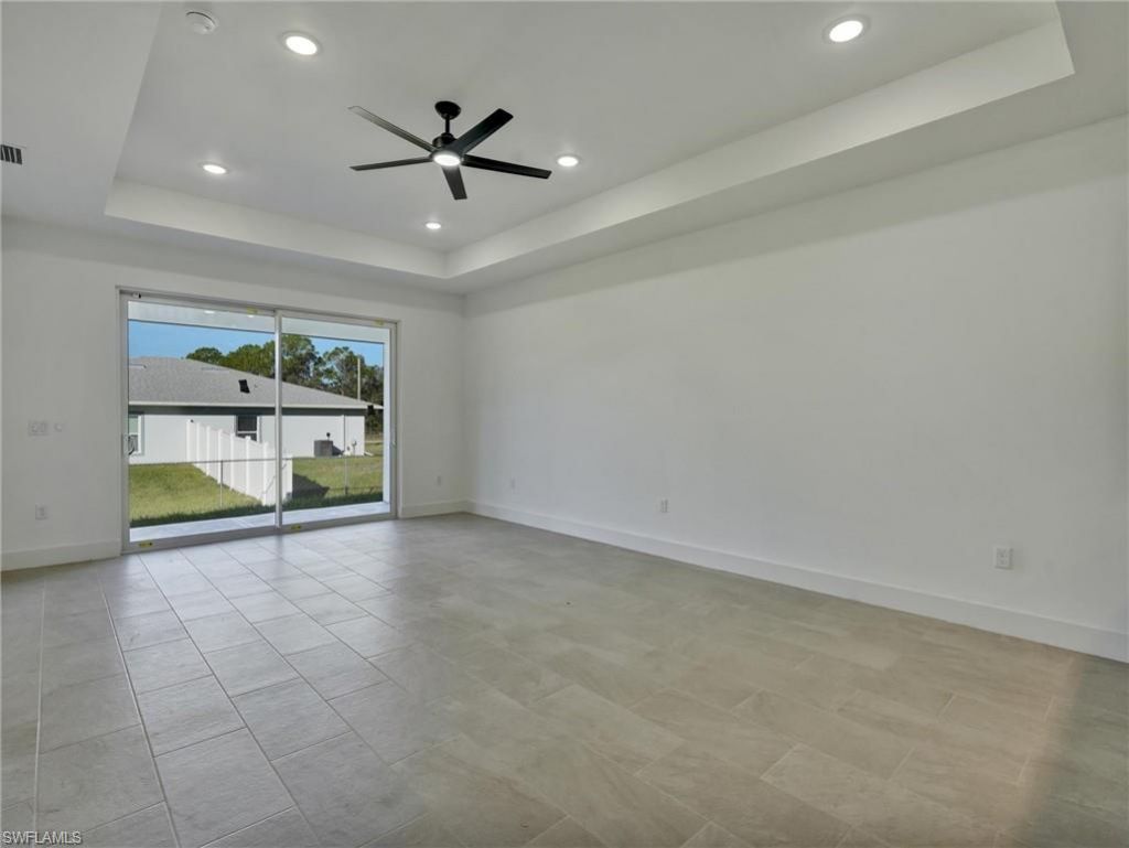 918 Eisenhower Blvd, Lehigh Acres, FL 33974 Photo