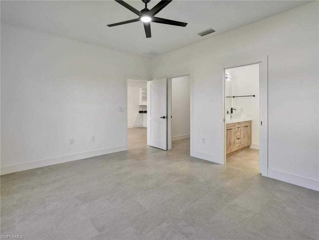 918 Eisenhower Blvd, Lehigh Acres, FL 33974 Photo