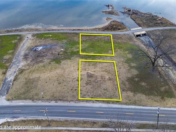 1109 W MAIN Street, Grafton, IL 62037