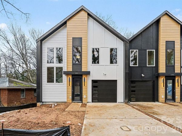 2418 Crestview Drive, Charlotte, NC 28216