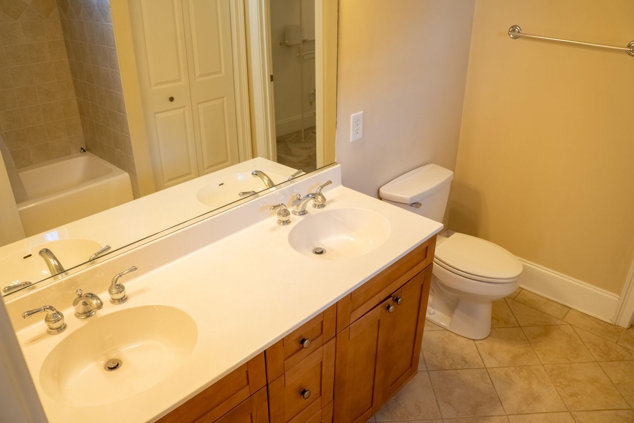 1492 Headquarters Plantation Drive Photo 16