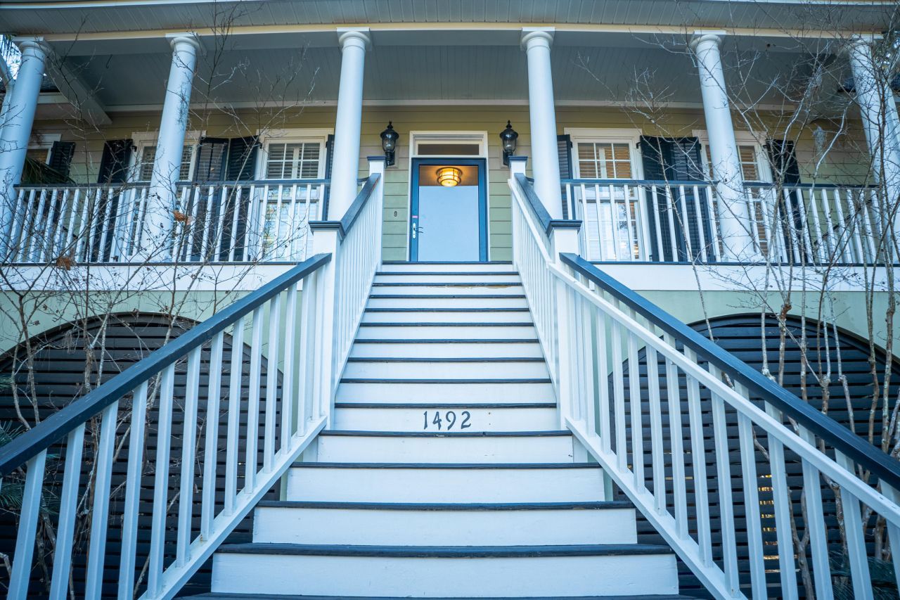 1492 Headquarters Plantation Drive Photo 4