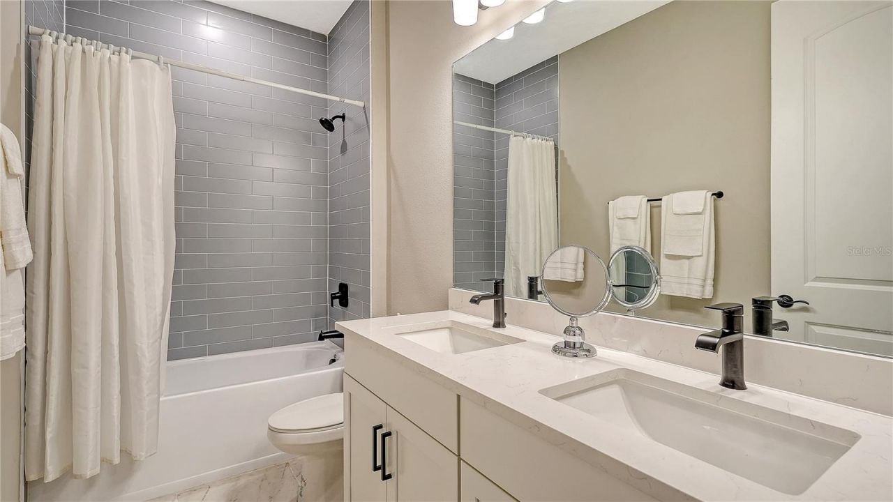 17543 Savory Mist Circle, Bradenton, FL 34211 Photo