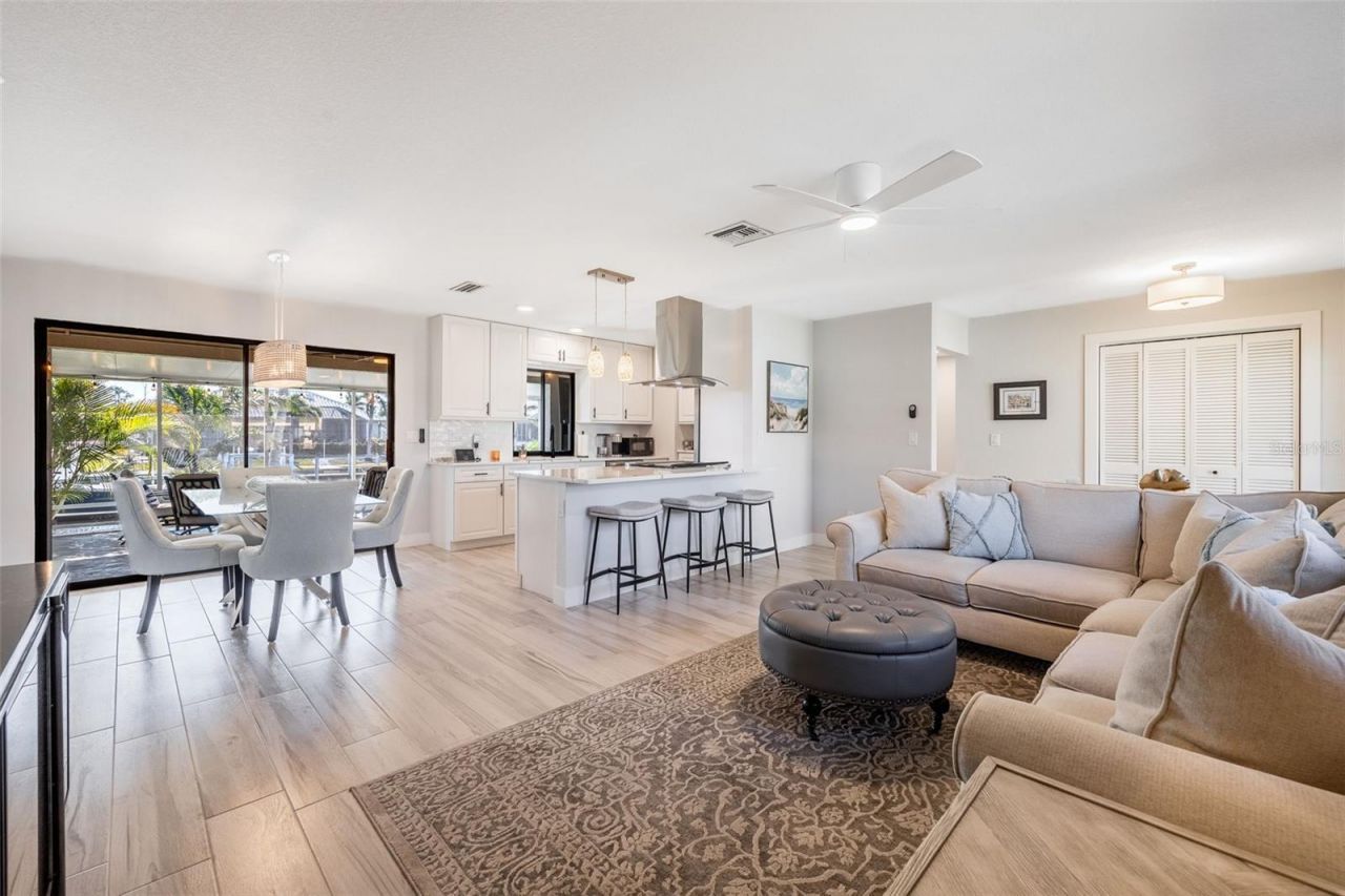 343 Portofino Drive, Punta Gorda, FL 33950 Photo