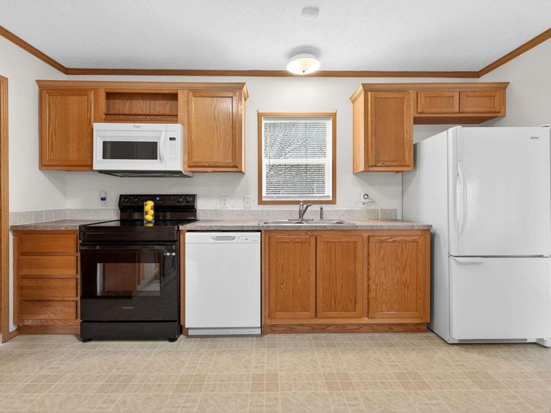 484 Cedarwood Road, Columbus, OH 43207 Photo 5