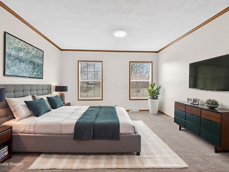 484 Cedarwood Road, Columbus, OH 43207 Photo 9