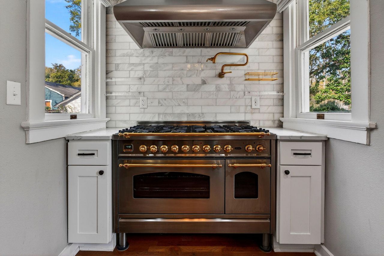 919 Wichman Street Photo 16