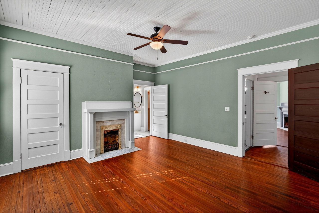 919 Wichman Street Photo 28