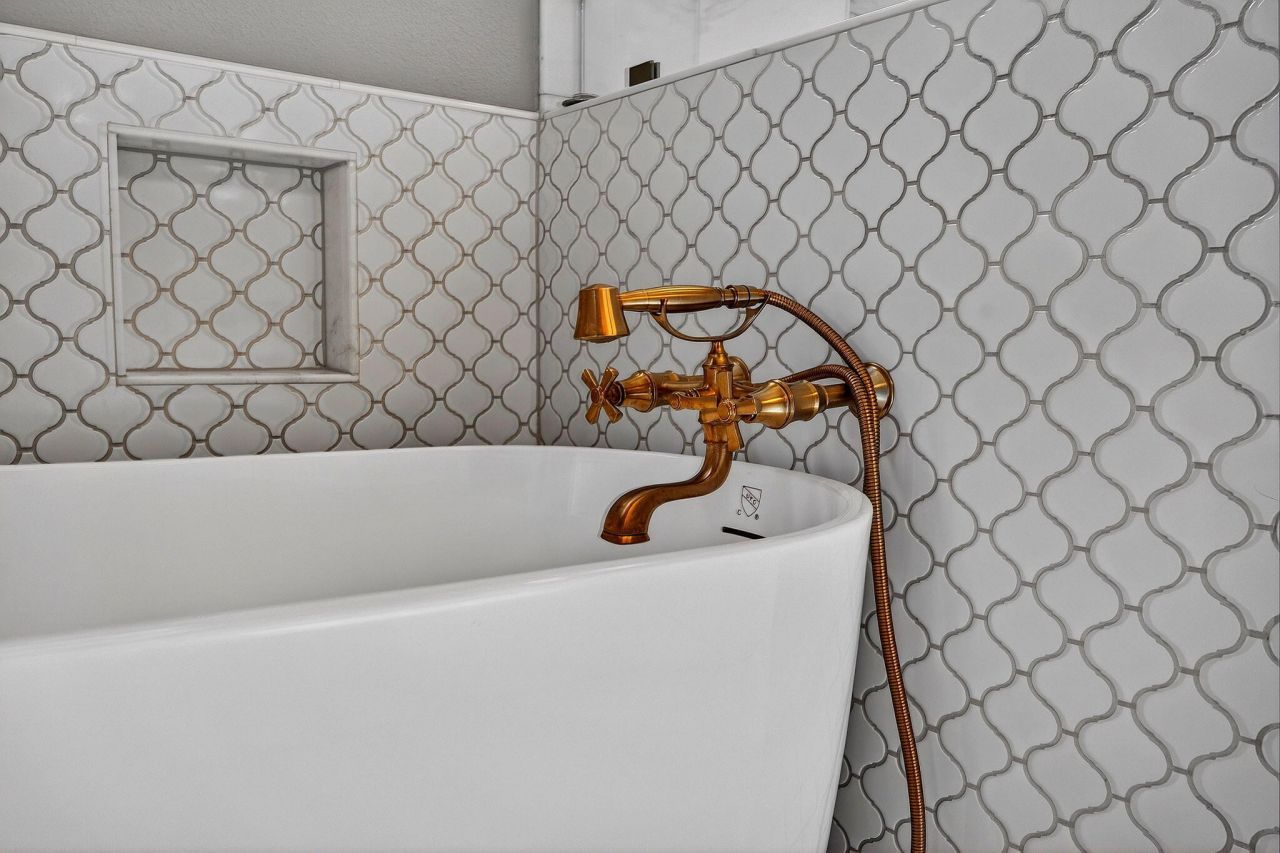 919 Wichman Street Photo 33