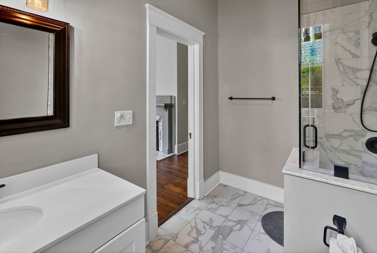 919 Wichman Street Photo 40