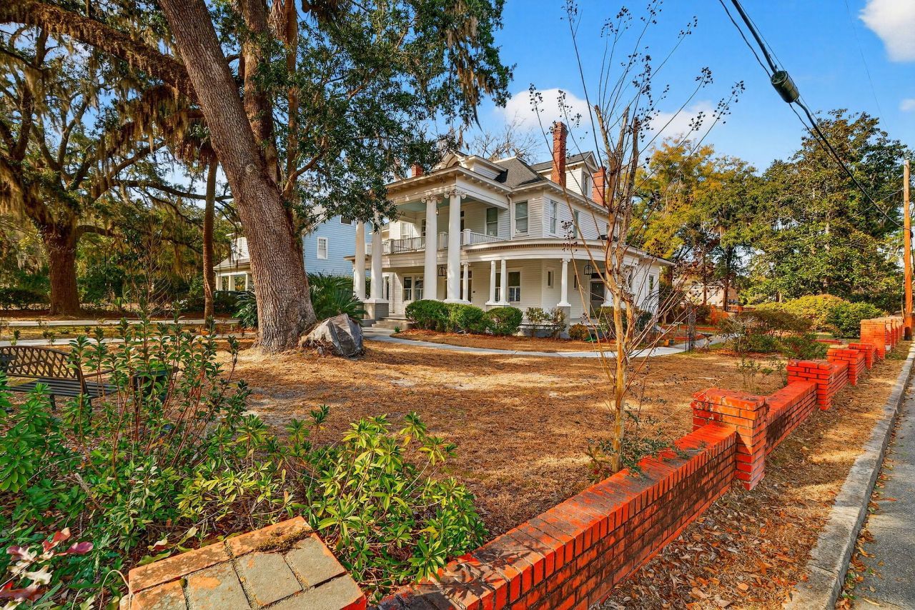 919 Wichman Street Photo 66