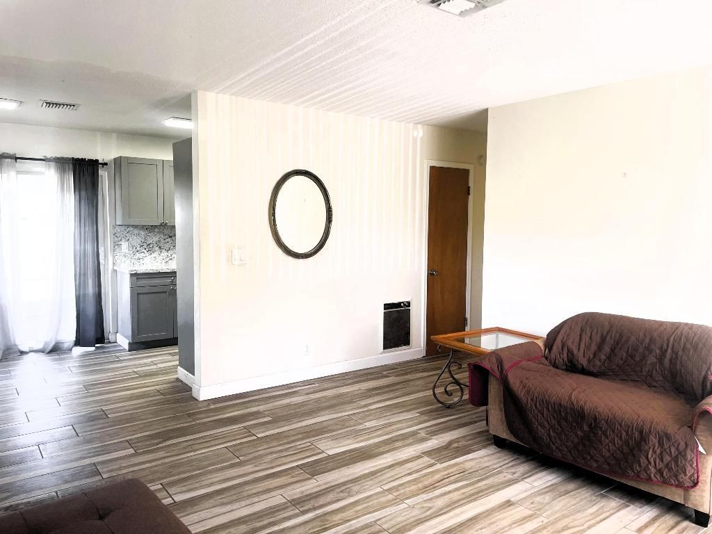 513 NW 9th Avenue, Boynton Beach, FL 33435 Photo