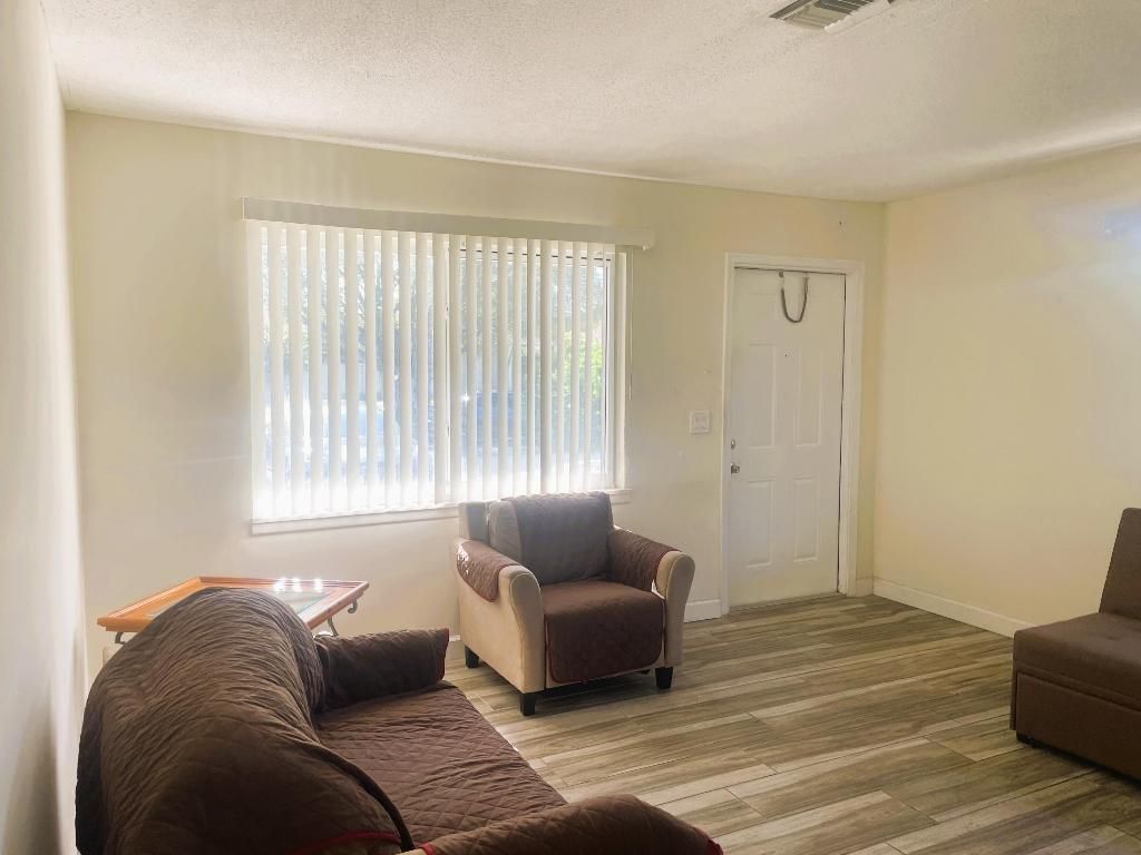 513 NW 9th Avenue, Boynton Beach, FL 33435 Photo