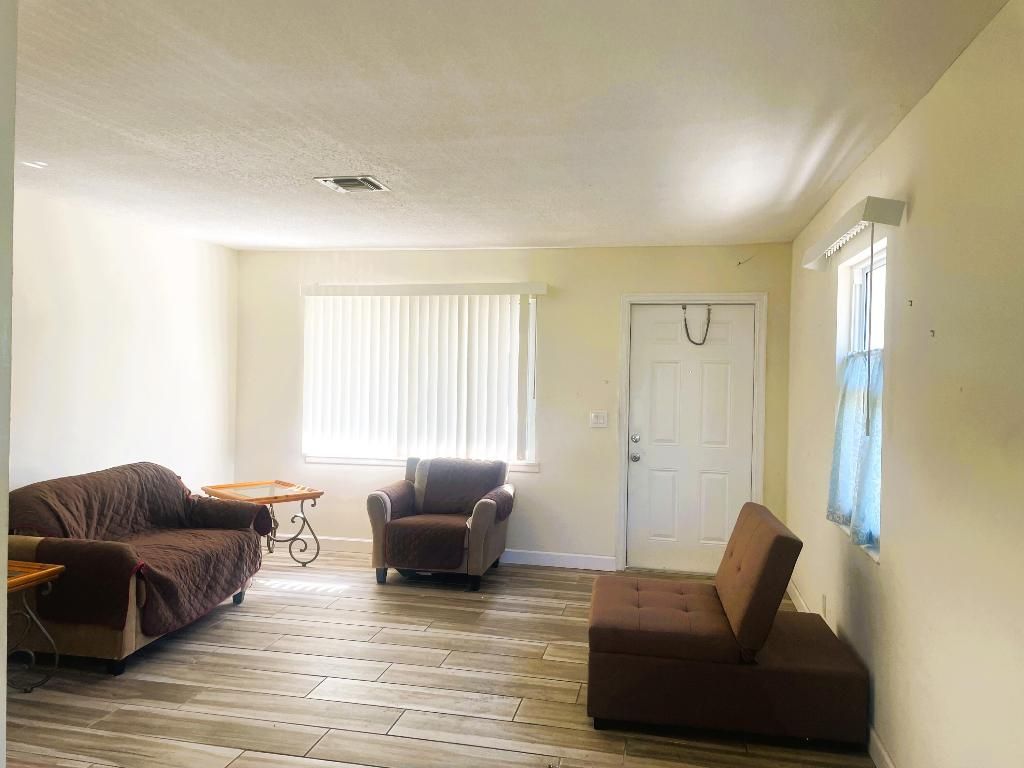 513 NW 9th Avenue, Boynton Beach, FL 33435 Photo