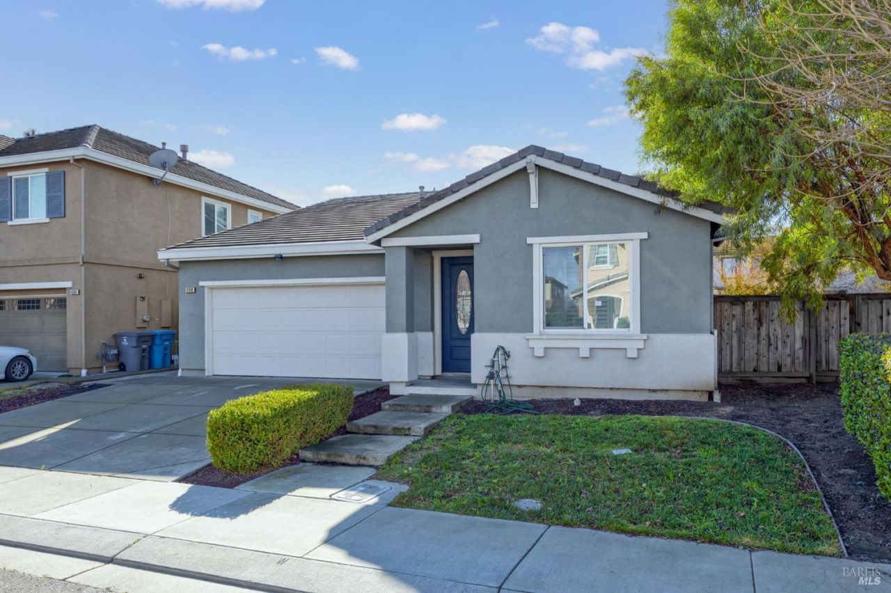 448 Potters Lane Vacaville, CA 95687